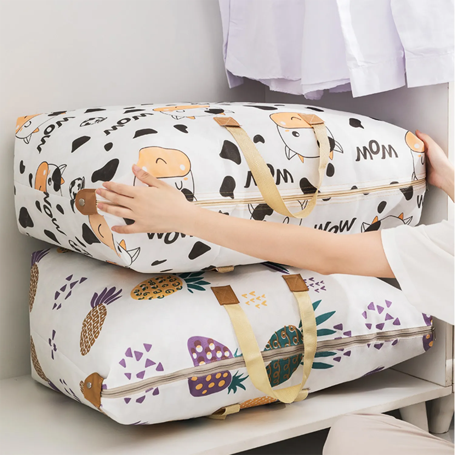 Non-Woven Fabric Storage Bags Cartoon Cow Print Foldable Organizers