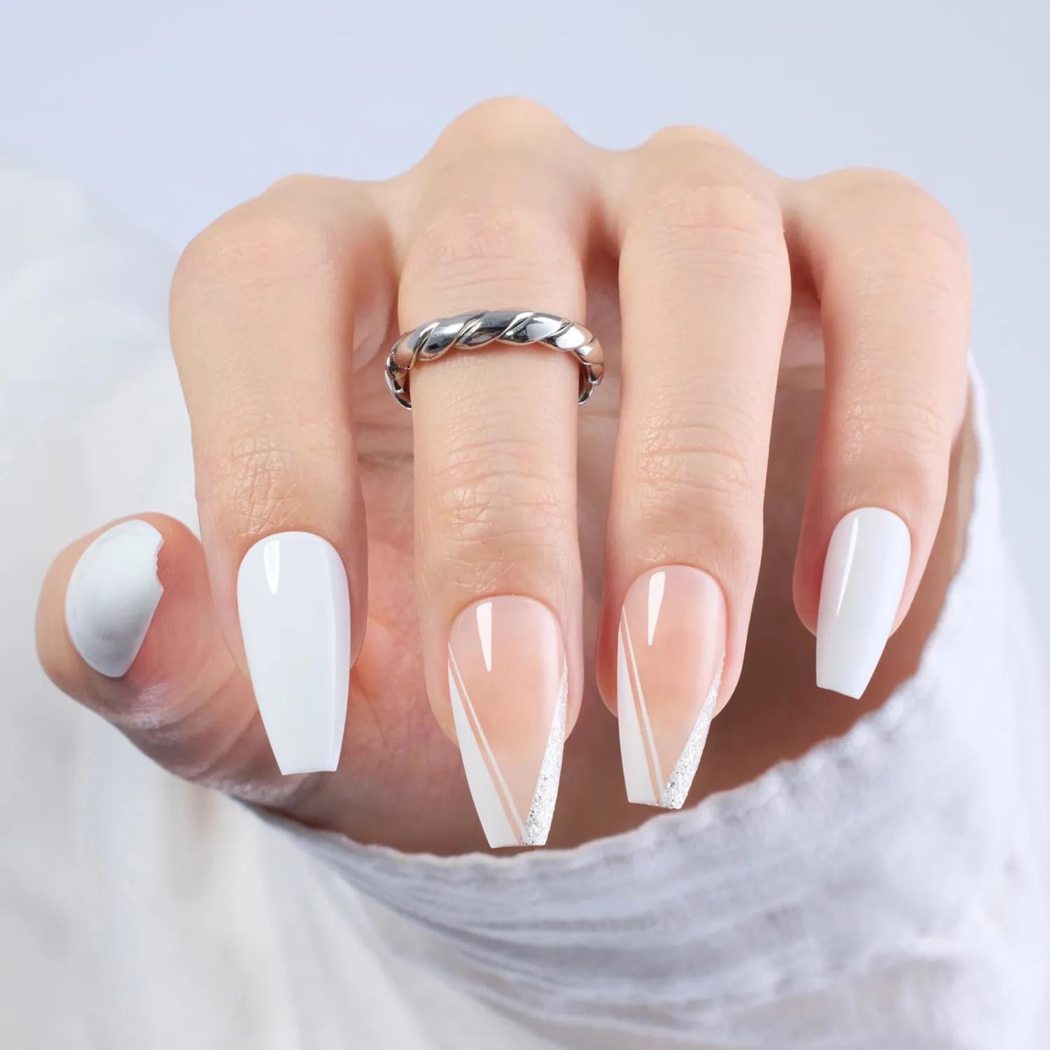 Beetles Press On Nails Tip Medium coffin Nails, Reusable White Nude French Glue-on Nails in 14Sizes - 24pcs Nail Kit with 10ml Quick-drying Nail Glue and Nail File Gifts for Her