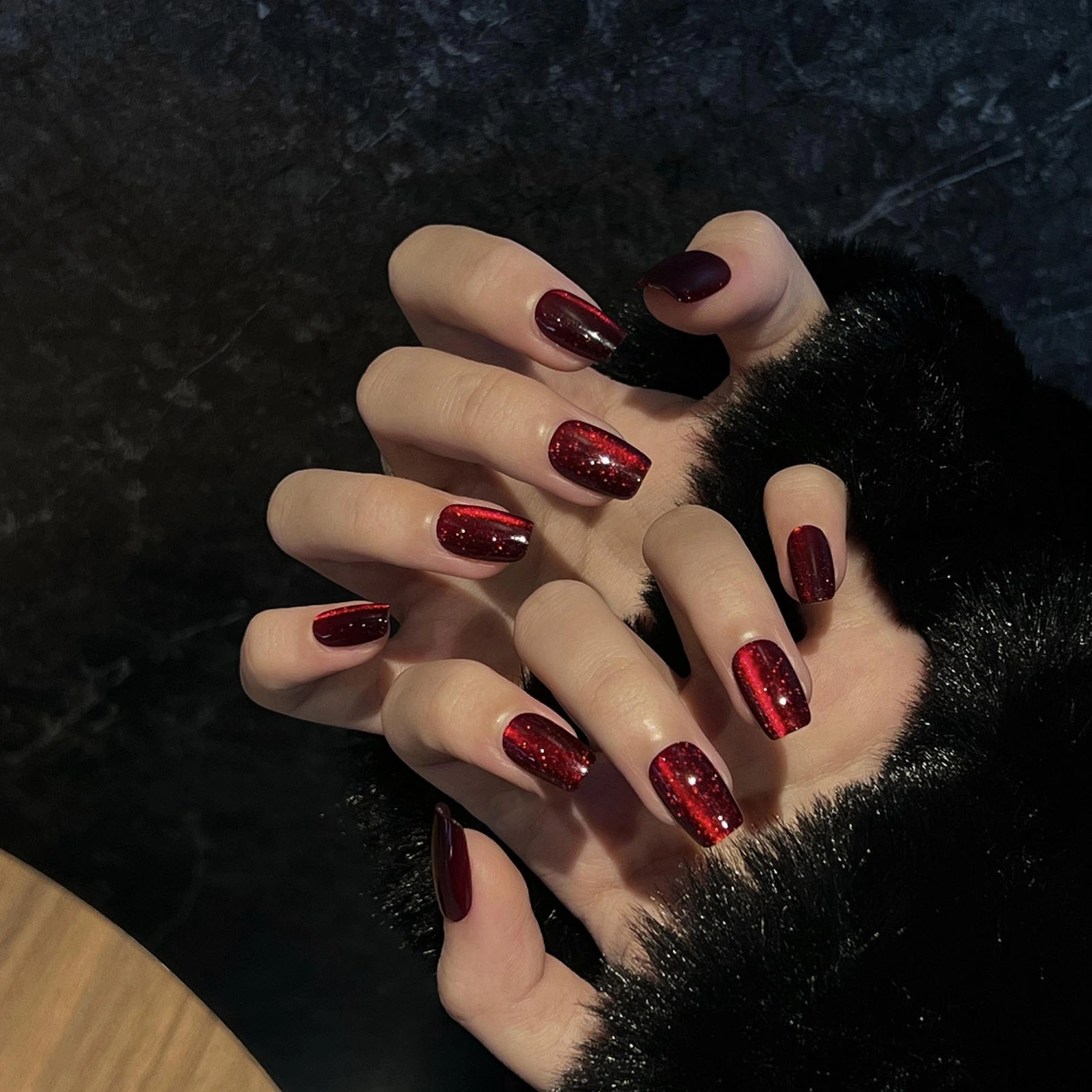 Press On Nails Set Reusable Sparkly Stick On Fake Nails Artificial Nails
