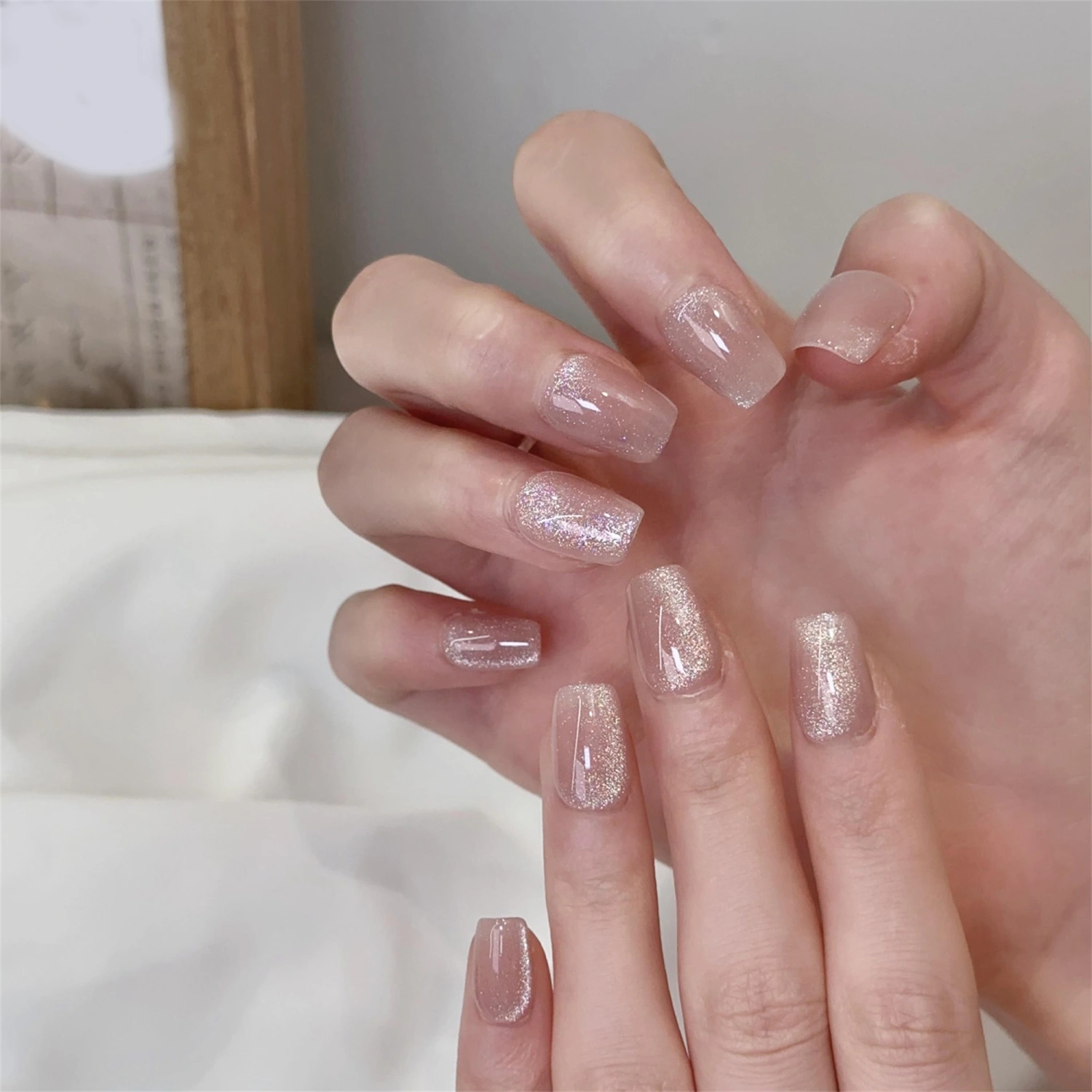 Press on Nail Medium Fake Nails Tips Full Cover Reusable Manicure