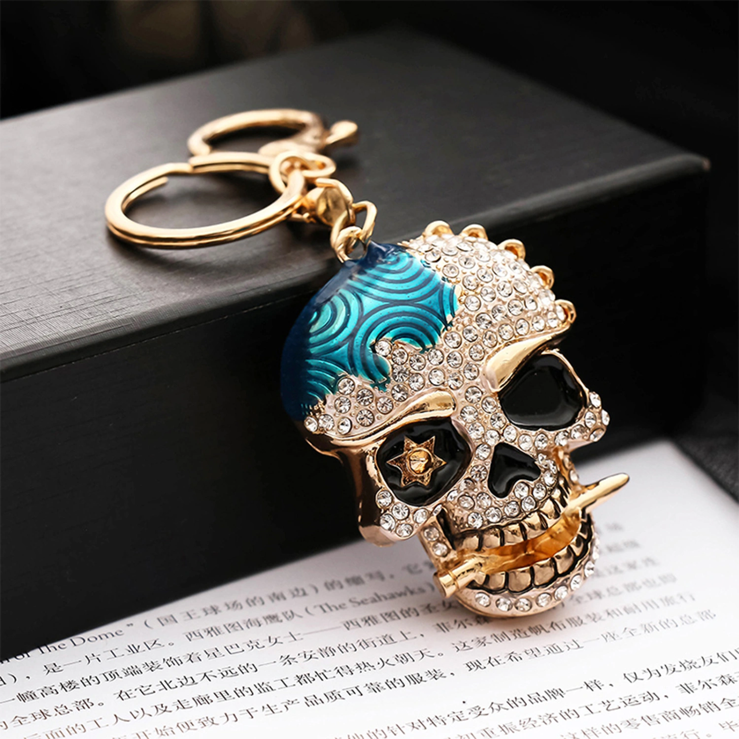 Skull Keychain Gothic Metal Skeleton Key Chain Rhinestone Keychains 