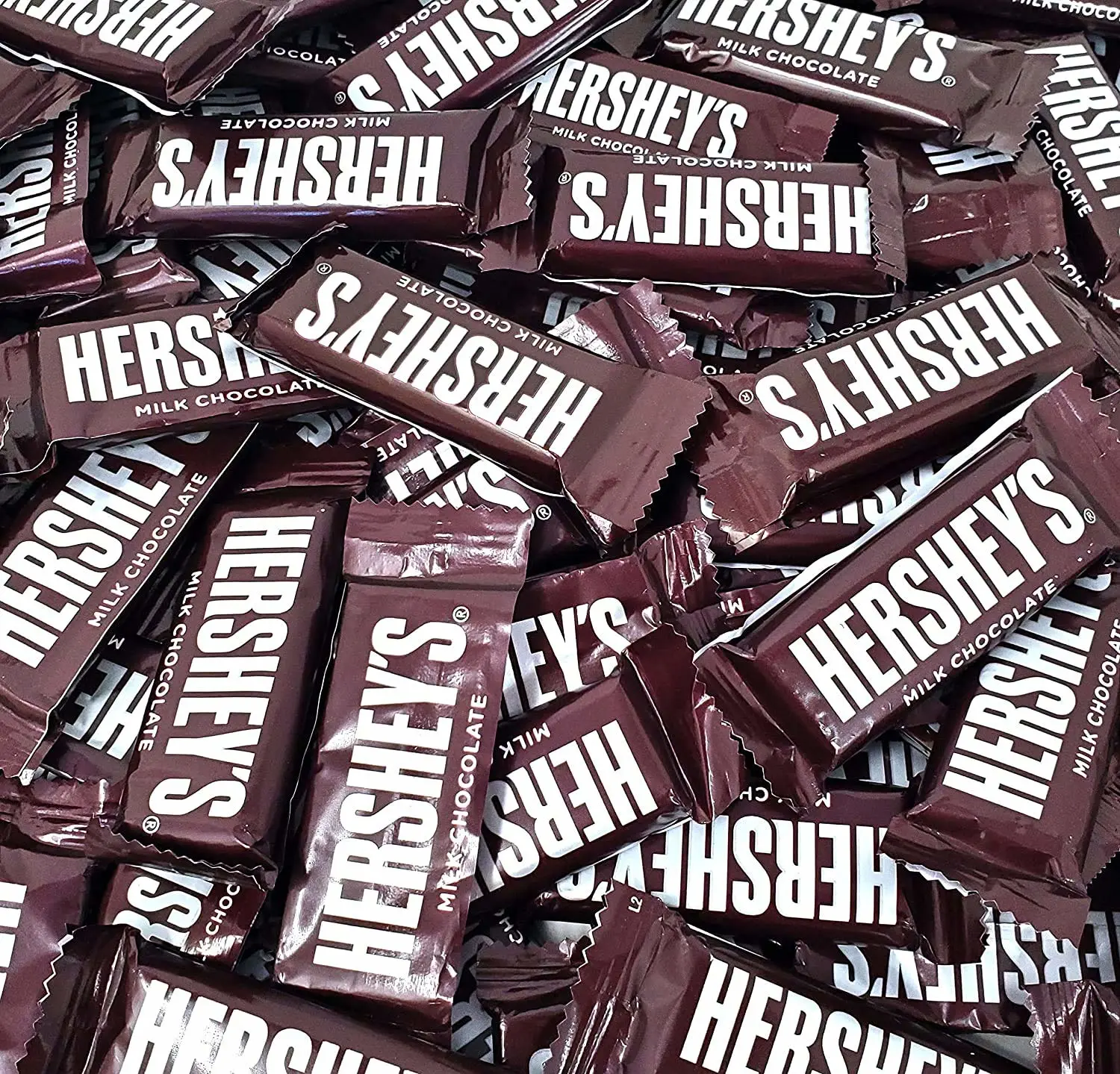 Hershey's Milk Chocolate Bars, Individually Wrapped Snack Size Chocolate Candy, Original Hershey Bars, Bulk Pack Of 2 Pounds