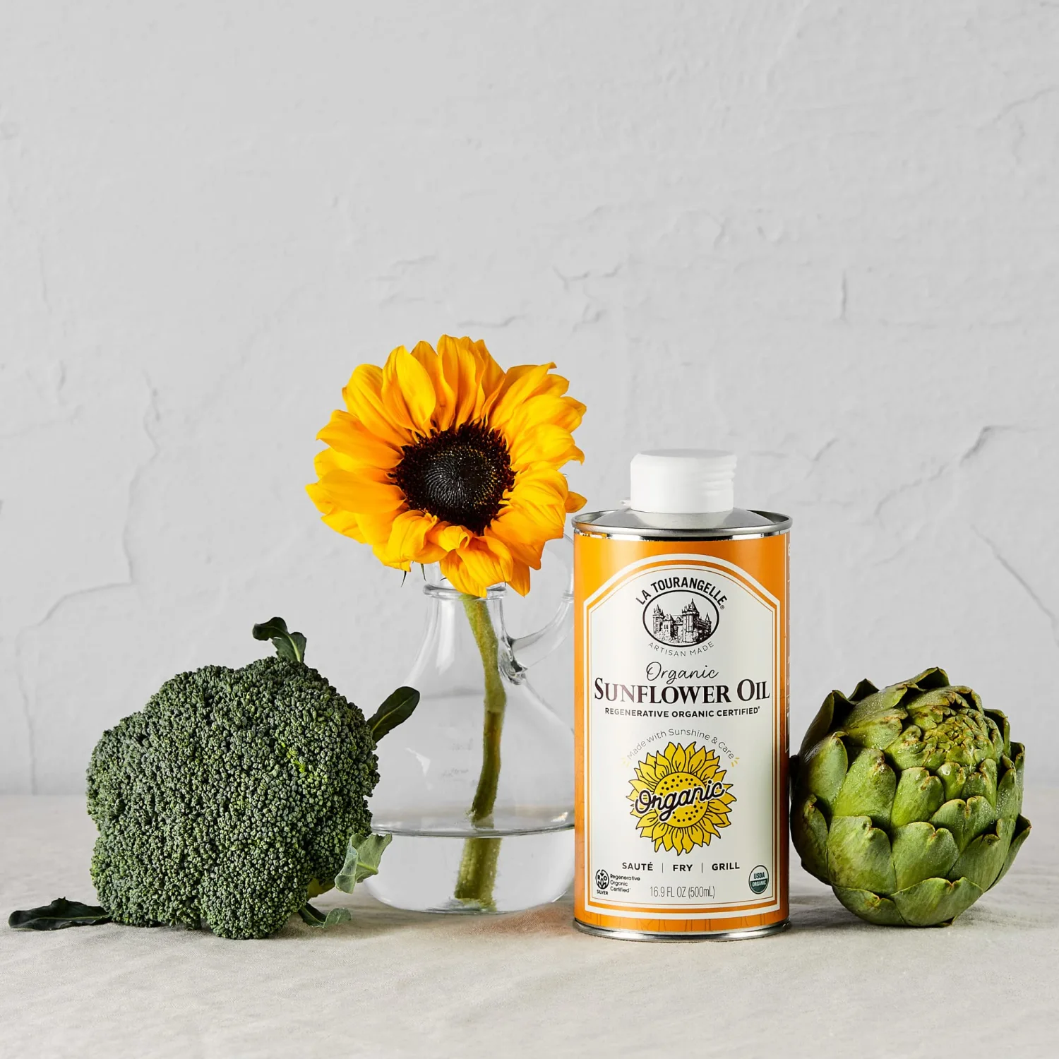 La Tourangelle, Organic Regenerative Sunflower Oil, High Heat Cooking and Skin Care Oil, Sustainable, Non-GMO, 16.9 fl oz