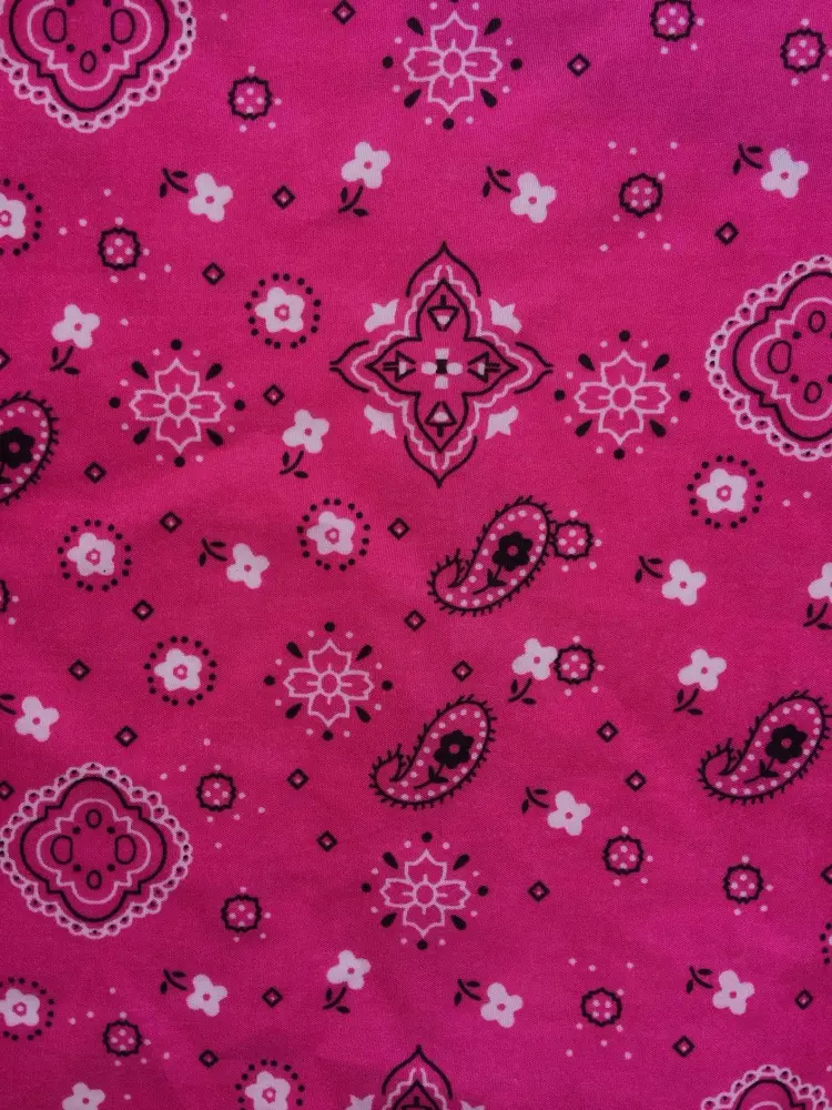 Bandana Print Poly Cotton 58 Inch Wide Fabric by The Yard (Hot Pink/Fuschia)