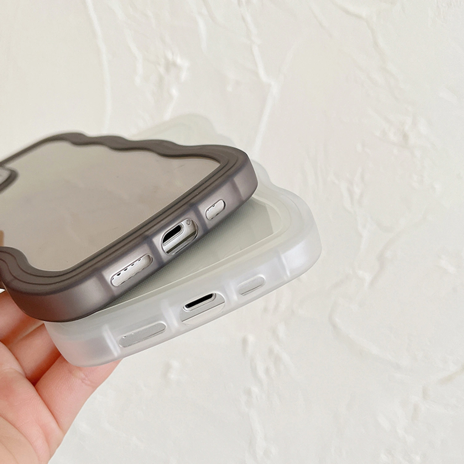 Clear Phone Case Wave Edge Protective Phone Cover for iPhone 15