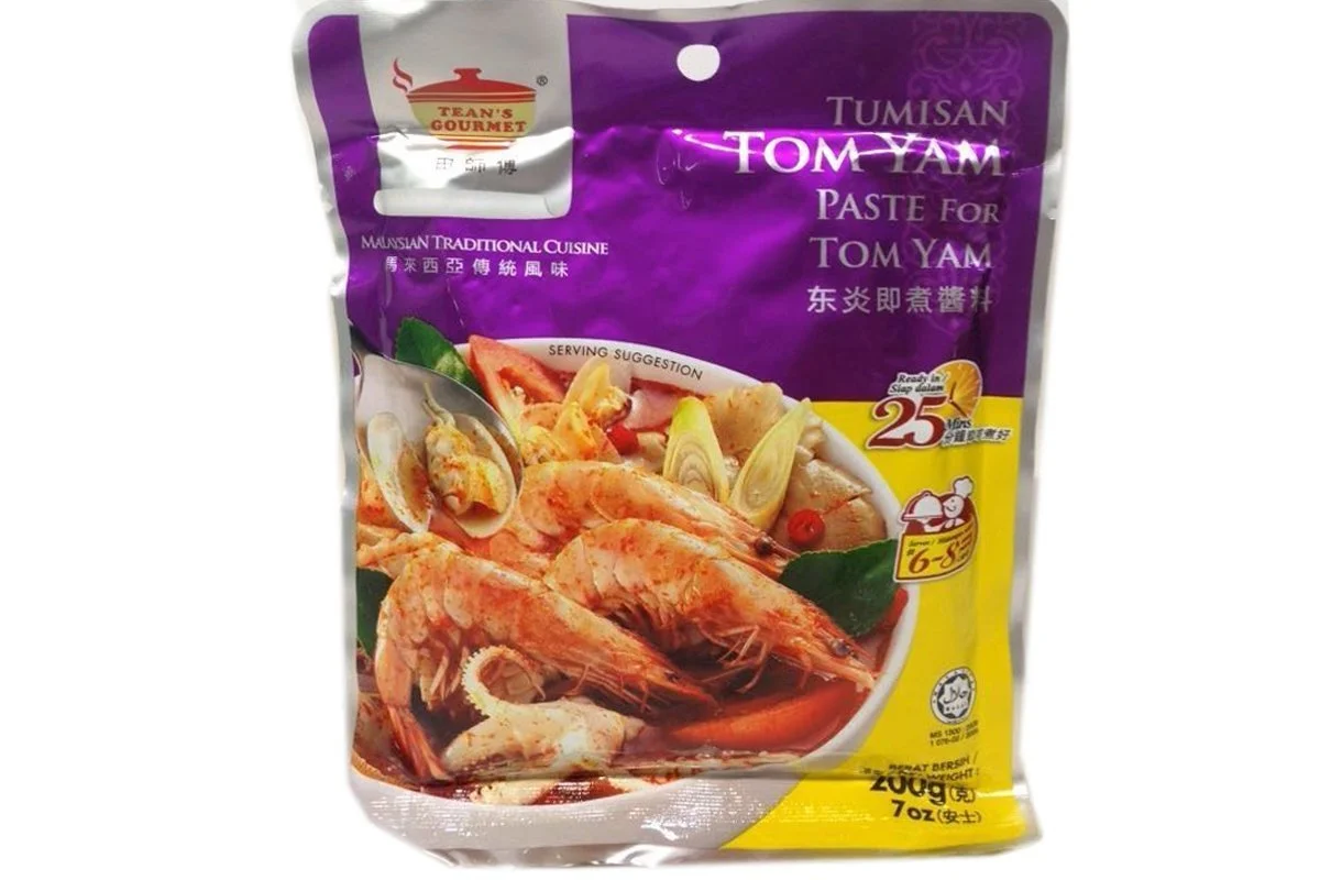 Tean's Gourmet Malaysian Traditional Cuisine Tumisan Tum Yam Paste (1 Pack) + One NineChef Spoon