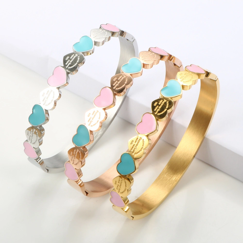 New Fashion Three-color Heart-shaped Bracelet Titanium Steel 18K Gold Plating College Style Female Bracelet