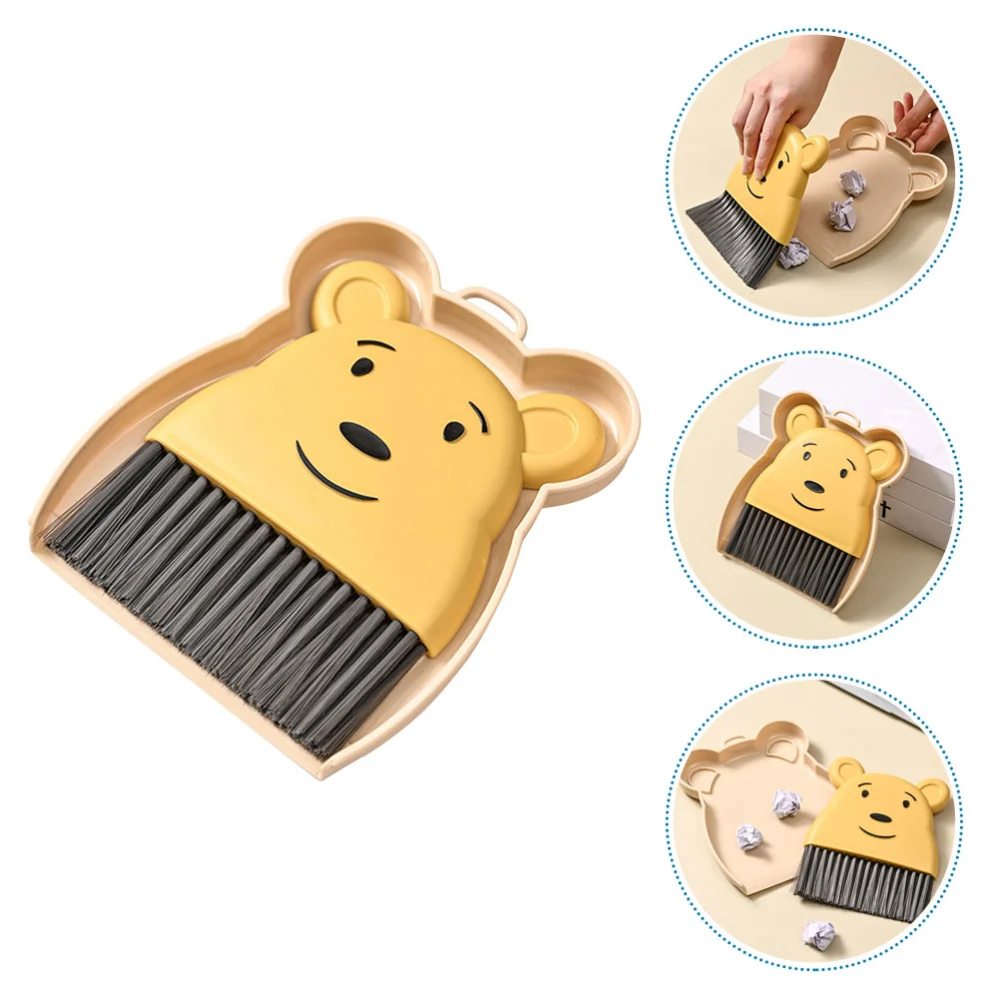 1 set of Small Broom And Dustpan Cleaning Set Cartoon Bear Sweep Broom with Dustpan