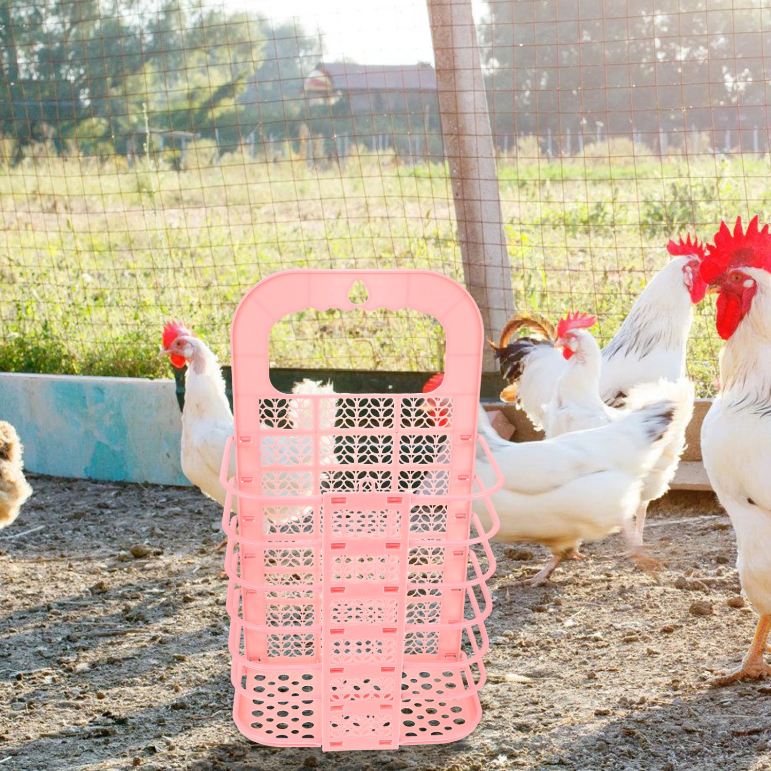 Chicken Feeder Chicken Foraging Food Basket Chick Vegetable Feeder Small Chick Food Container