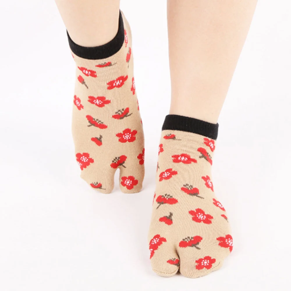 1 Pair Women Cotton Socks Cute Flower Pattern Socks Low Cut Socks Warm Socks