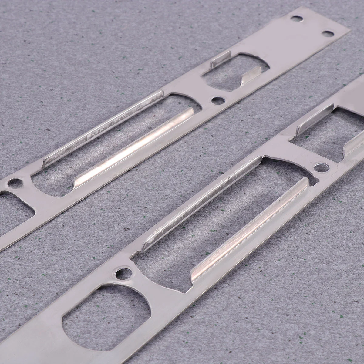 2Pcs Durable Stainless Steel Door Latch Gate Latches Bar Latch Safety Door Lock