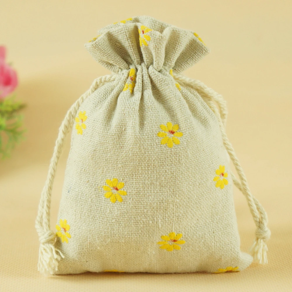 20pcs Multifunctional Small Linen Bags Burlap Drawstring Bag Gift Jewelry Pouch for Wedding Party 9 * 12cm (Yellow Daisy Pattern)