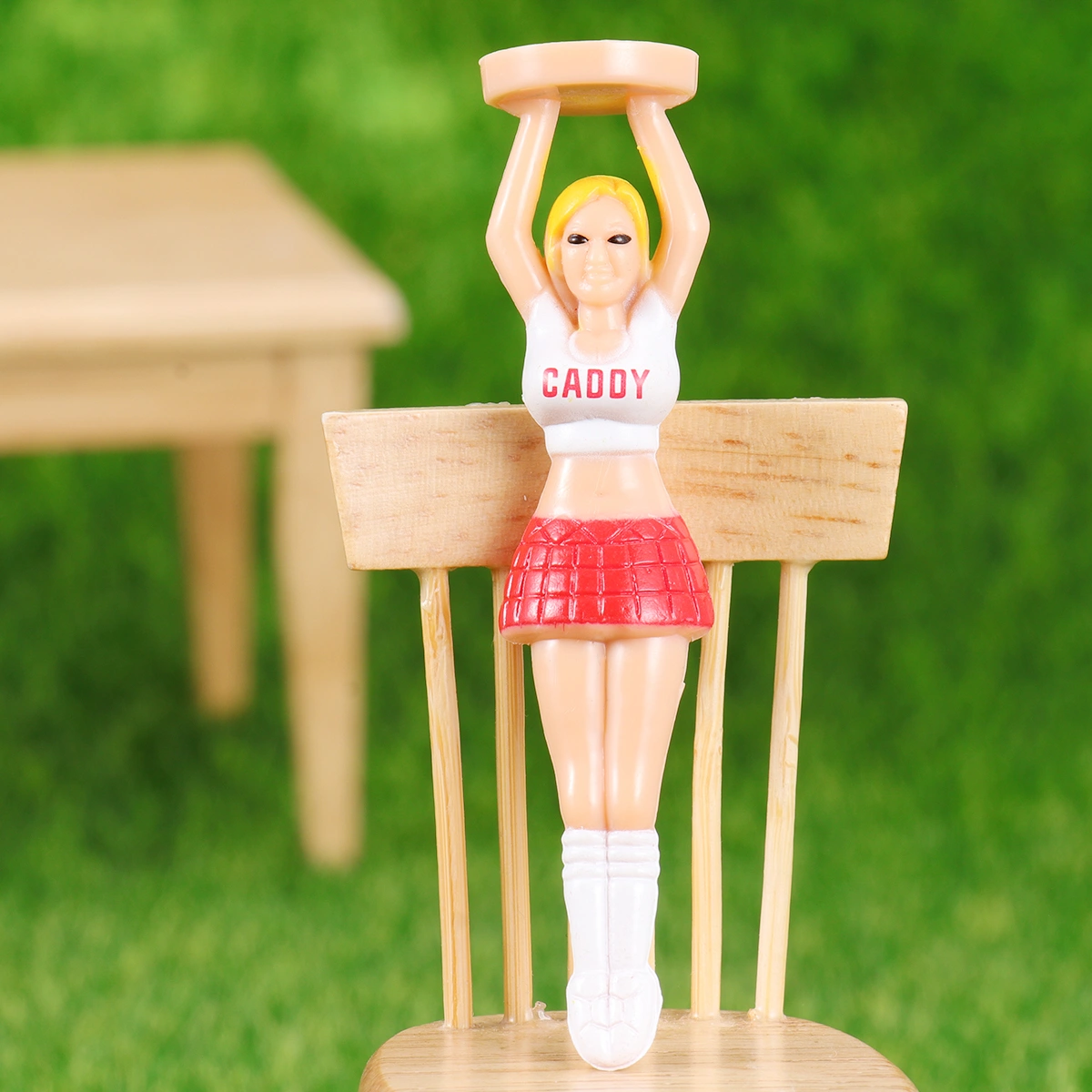4PCS/Pack Outdoor Girl Tees Plastic Holder for Golfers Use Gift