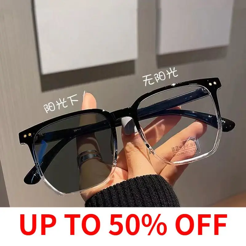 Discoloration Glasses Photochromic Lens,Fashion Frame,Transparent Lenses Can Change Color in Sunlight, and The Frame Can Be Used in Conjunction with Myopia Lenses,Anti Blue Light