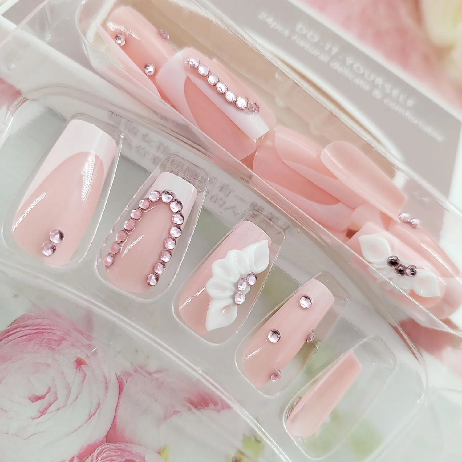 Coffin Press Medium Length Fake Nails Artificial False Nails with Flower Rhinestone Designs Glossy Acrylic Nails Full Cover Glue On Nails for Women 24 Pcs
