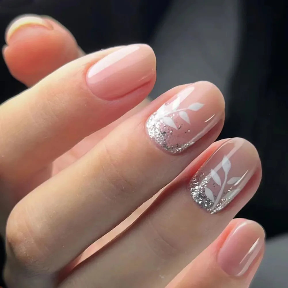 24Pcs Nude Pink Press on Nails Short Square Fake Nails Acrylic False Nails with White Leaf Designs Glitter Press on Nails Artificial Glossy Full Cover Spring Glue on Nails for Women Girls