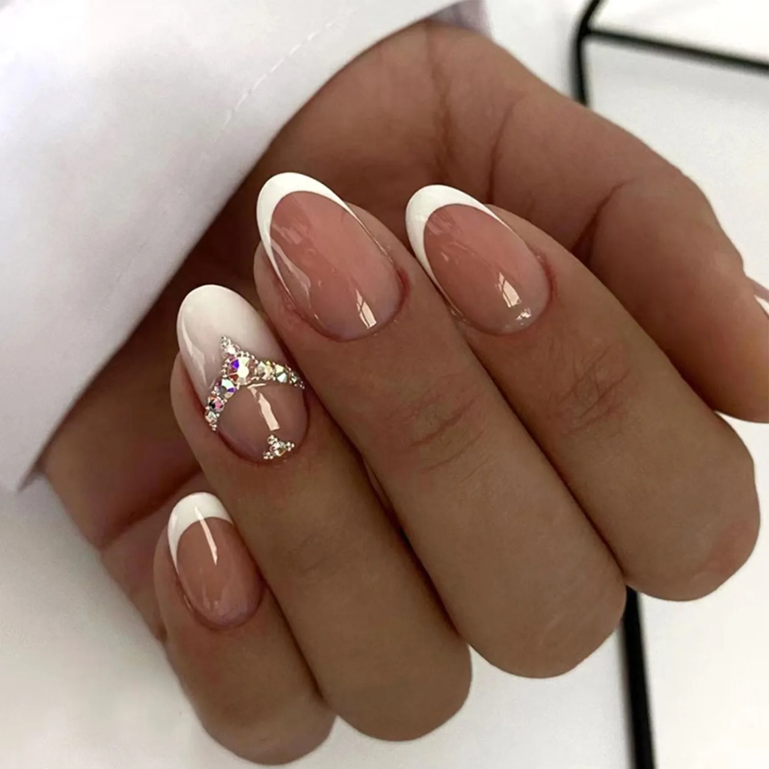 Oval Press on Nails Short Fake Nails White French Tip Glue on Nails Nude Full Cover Acrylic Nails Cute Nails Ombre & Rhinestones False Nails Glossy & Simple Stick on Nails for Women 24 Pcs