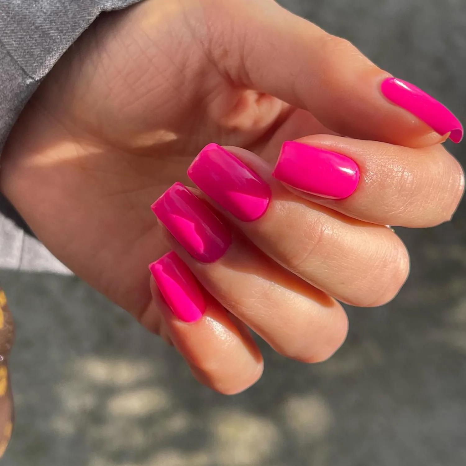 Hot Pink Press on Nails Medium Short Square Nails,KXAMELIE Acrylic Nails Glue on Nails Medium Length,False Nails Press ons,Best Fake Nails for Girls Stick on Nails for Women in 24PCS Valentines Nails