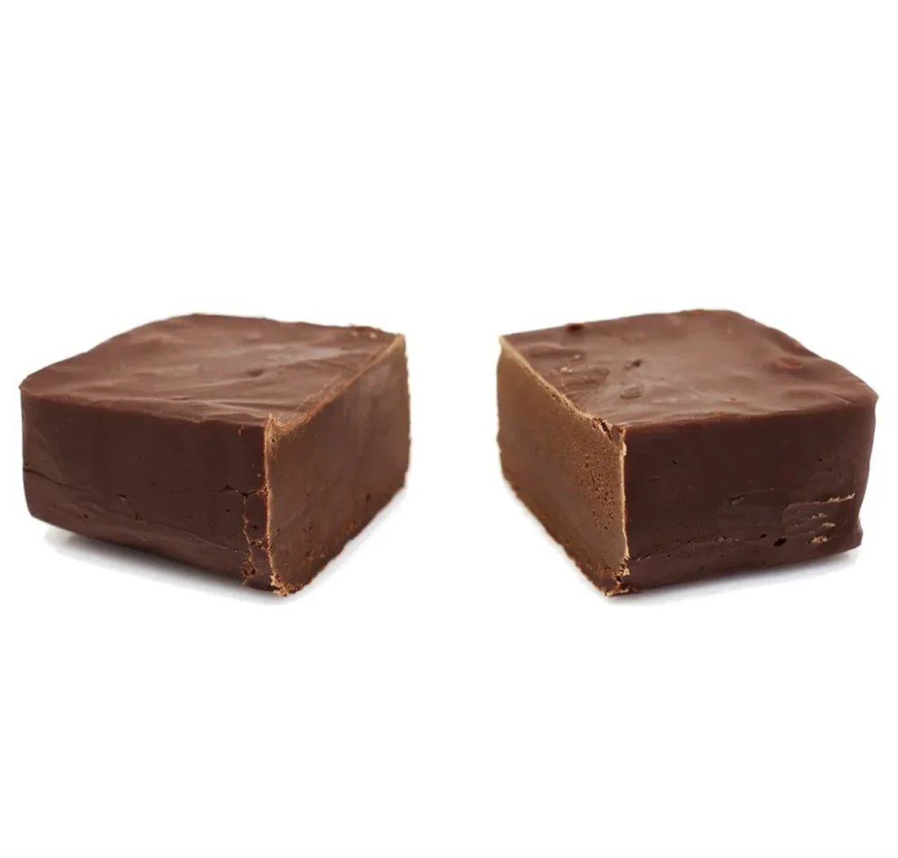 Oh Fudge - Chocolate Fudge 1/2 Pound - The Oh Fudge Co. secret chocolate fudge recipe - Rich, Pure, Delicious Creamy Chocolate Fudge Made with Real Cream and Butter