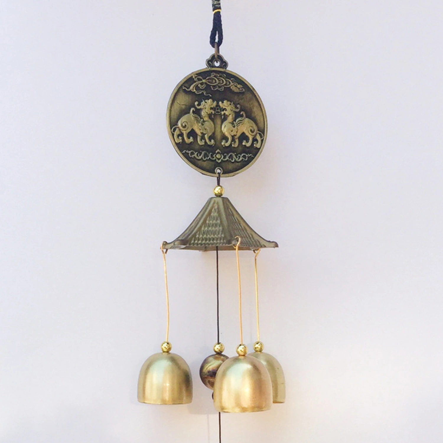 Vintage Alloy Wind Chimes Retro Exquisite Fine Workmanship Decorative Wind Chimes for Shop Home Decoration Brave Troops