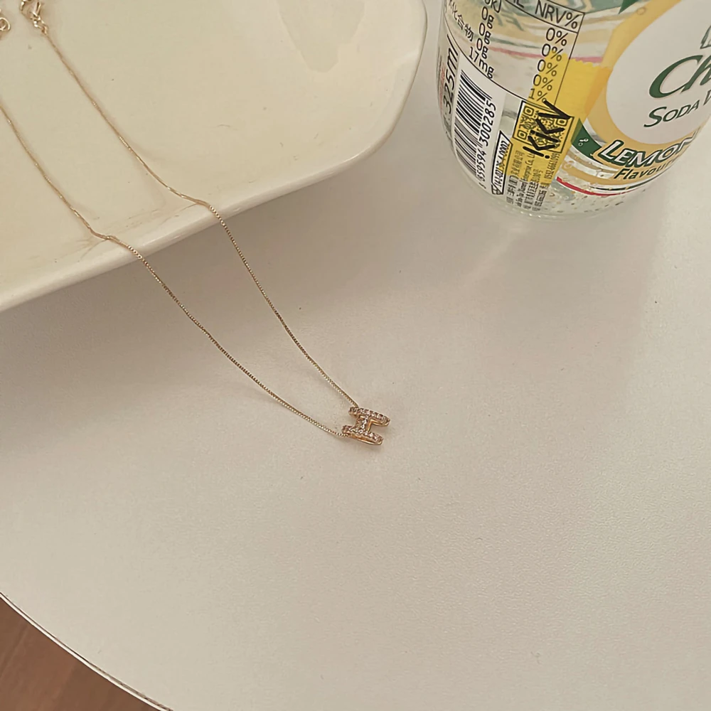 Geometric Pendant Necklace Adjustable Length Exquisite Beautiful Shiny H Shape Design Pendant Choker Necklace Gold