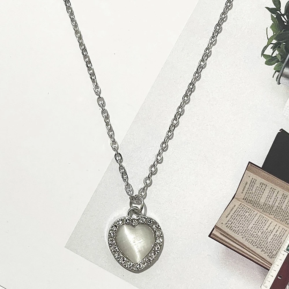 Heart Pendant Necklace Opal Heart Shape Clavicle Necklace Adjustable Length Alloy Pendant Necklace for All Neck Sizes White K (Silver)