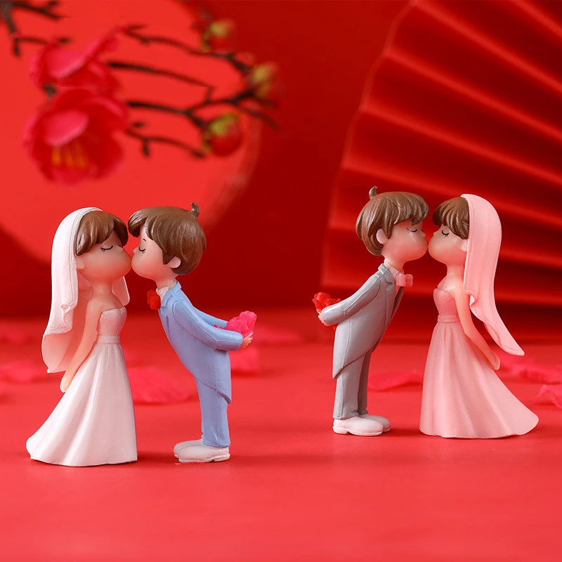 Cute Wedding Couple Micro Landscape DIY Decorative Plastic Ornaments