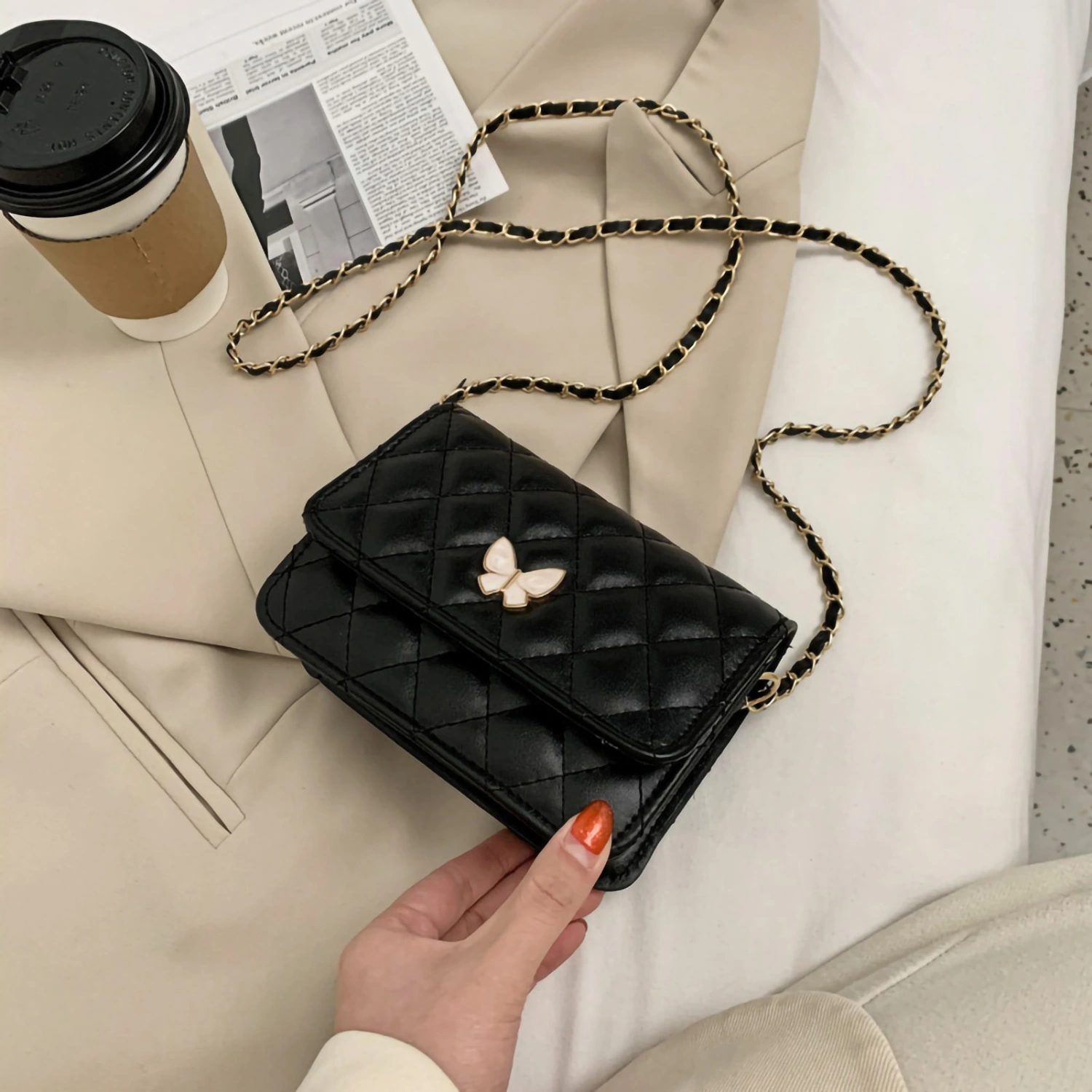 Chain Purse for Women Quilted Chain Purse Modern Stylish Rhomboid Chain Shoulder Bag with Chain Strap for Outdoor Office Black S