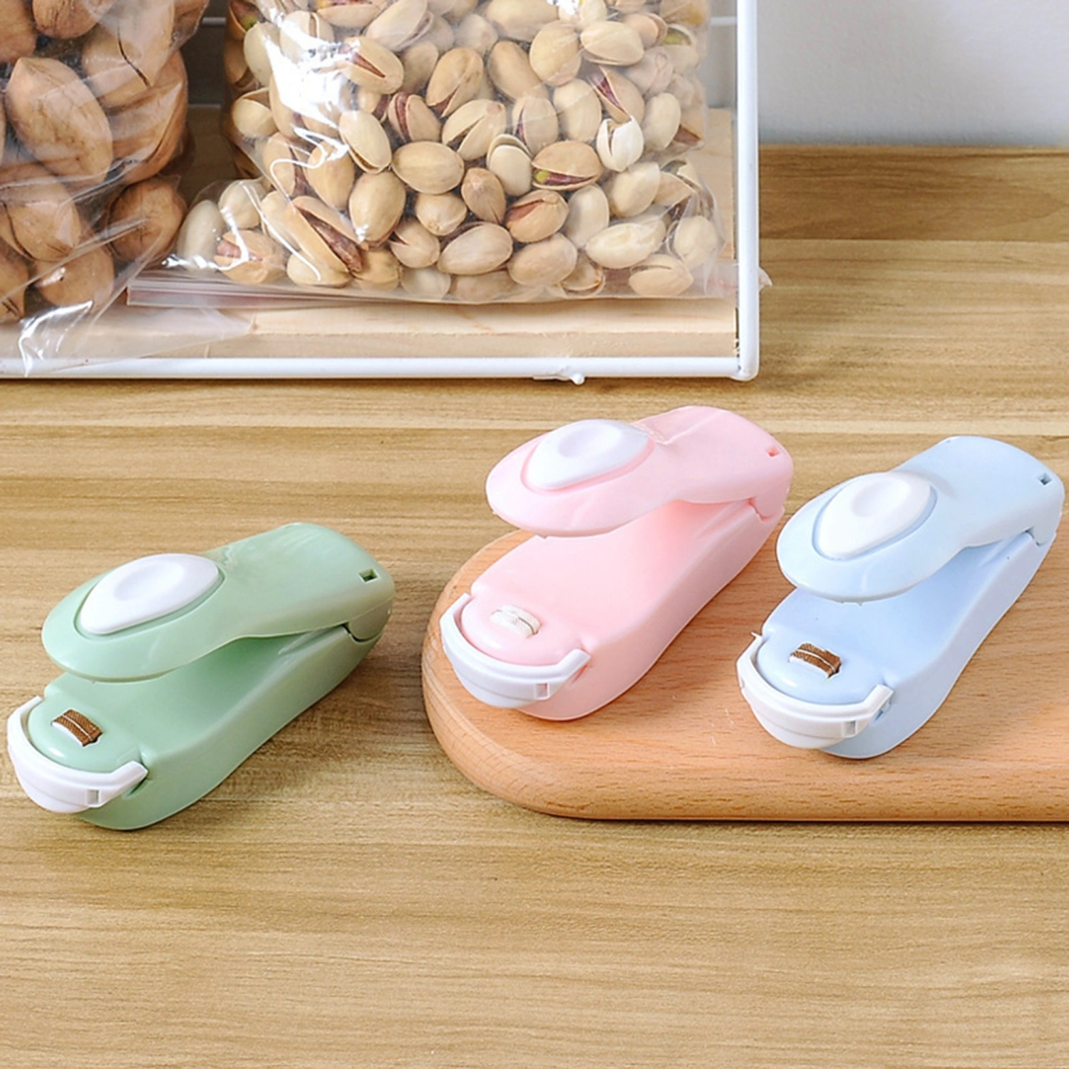 Handheld Mini Bags Sealer Portable Resealer Machine for Plastic Bags