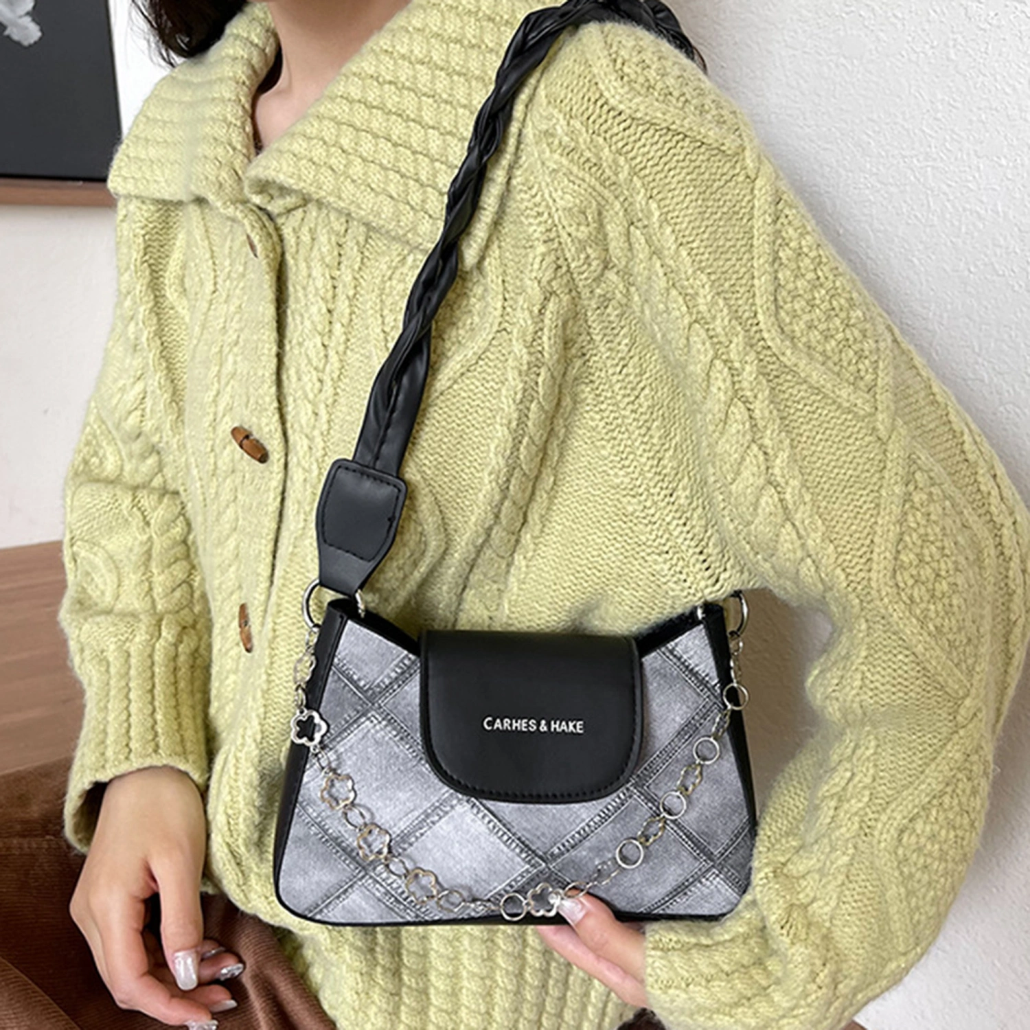 Women Fashion Shoulder Bag Flap Handbag Lightweight Clutch Purse