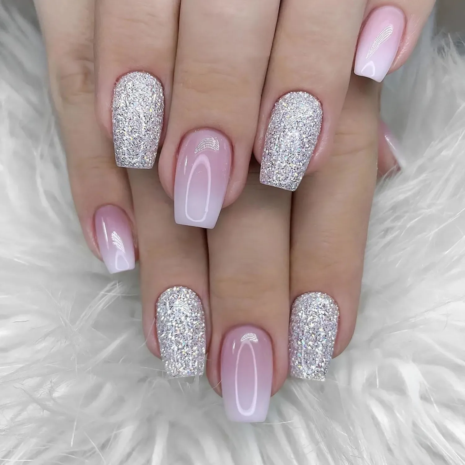 Press on Nails Medium Coffin MABKJLF French Fake Nails Gradient Full Cover Pink False Nails with Nail Glue Sliver Glitter Glossy Glue on Nails Manicure Artificial Acrylic Nails for Women Girls 24Pcs