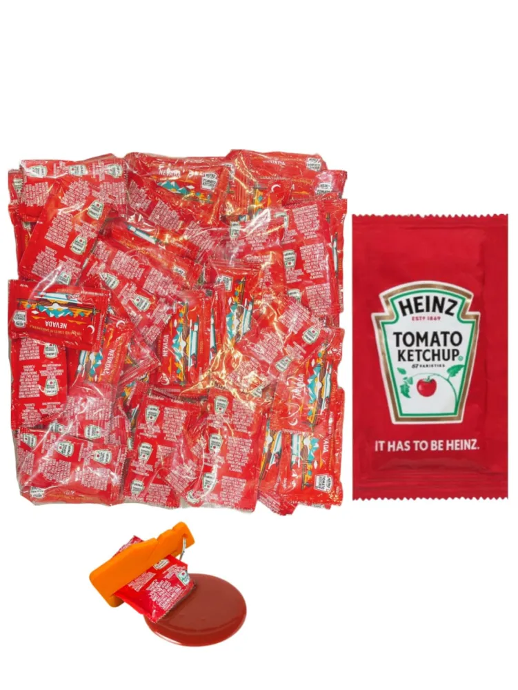Heinz Tomato Ketchup Packets (7g) – 50 Count | Single Serve Packets, For Restaurants, Schools, Parties Ketchup Condiment Packs | Bundle Key Chain Quick Release Squeeze pack by NROMBOX | MADE IN USA