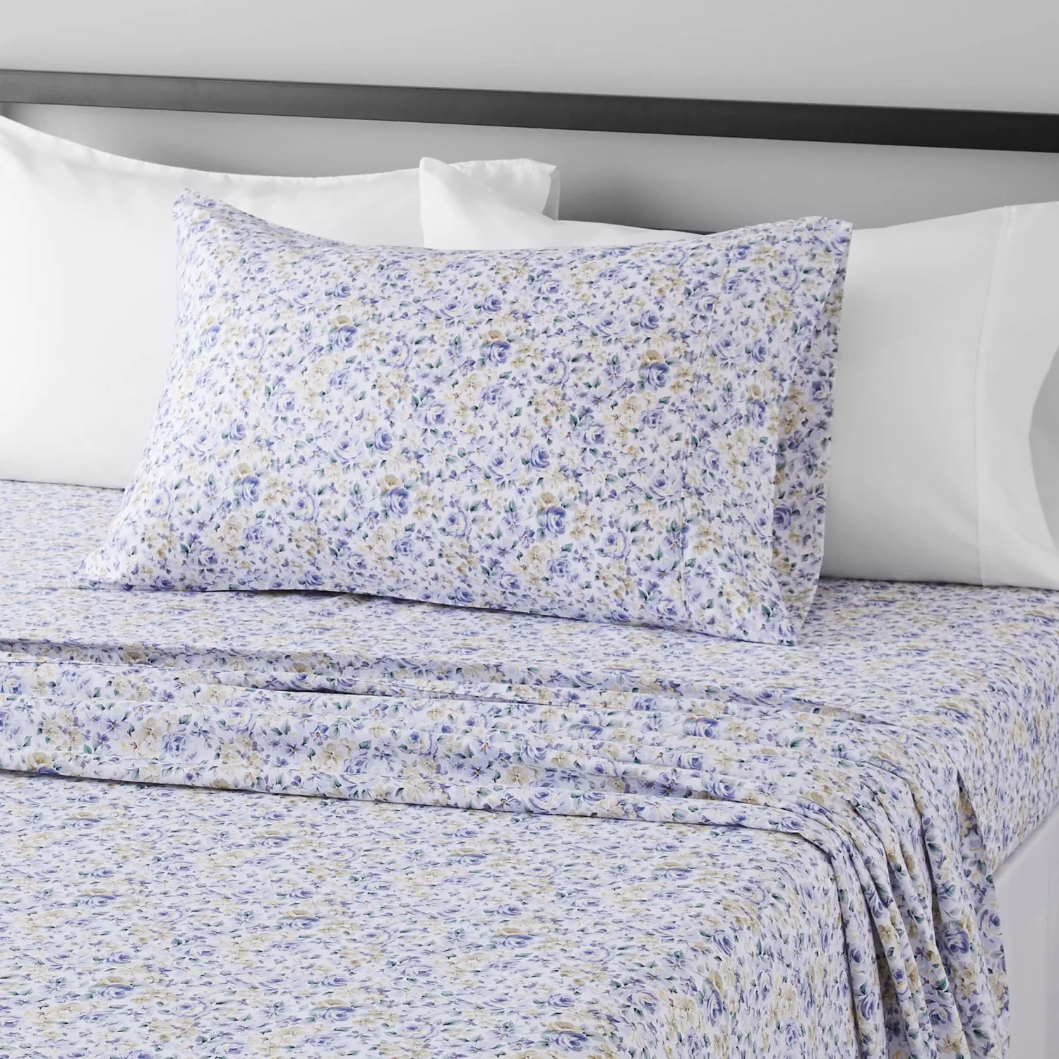 Amazon Basics Lightweight Super Soft Easy Care Microfiber 3-Piece Bed Sheet Set with 14-Inch Deep Pockets, Twin, Blue Floral, Kids Bedding