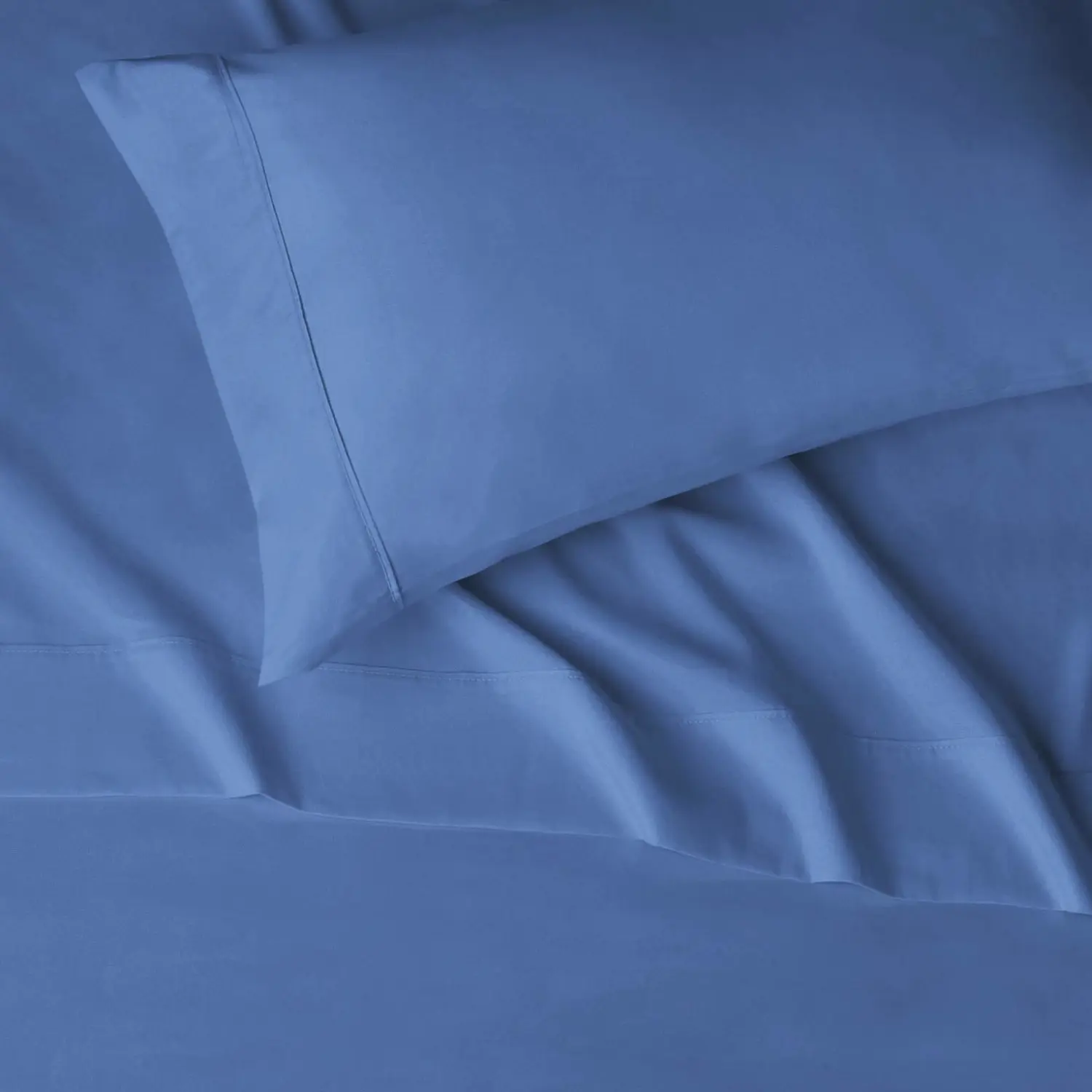 Amazon Basics Lightweight Super Soft Easy Care Wrinkle Free Breathable Microfiber 3-Piece Bed Sheet Set with 14-Inch Deep Pockets, Twin, Dutch Blue, Solid