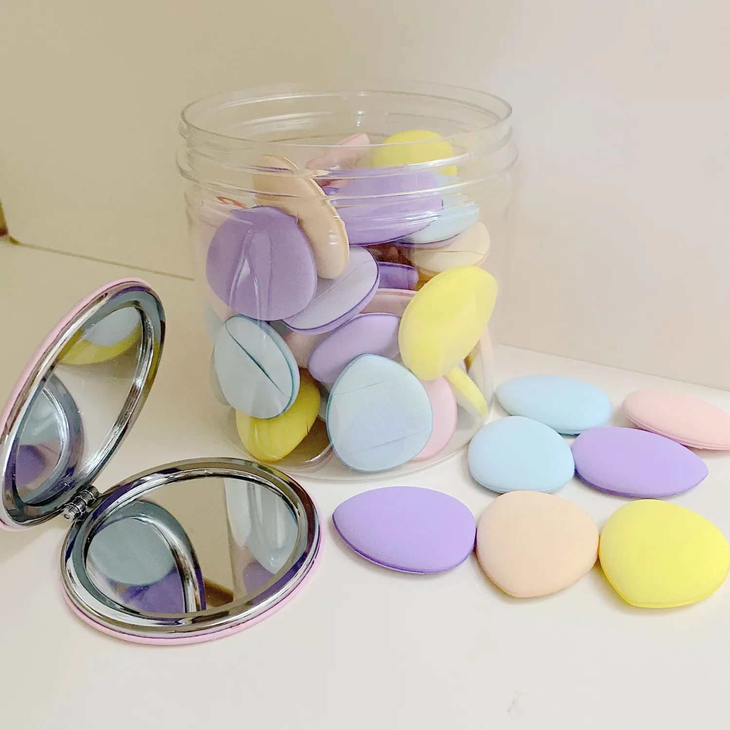 50 PCS Small Mini Makeup Sponges and Powder Puff with Makeup Mirror, Multi Colored Beauty Blender Makeup Sponge Facial Makeup Tools (Makeup Powder puff)