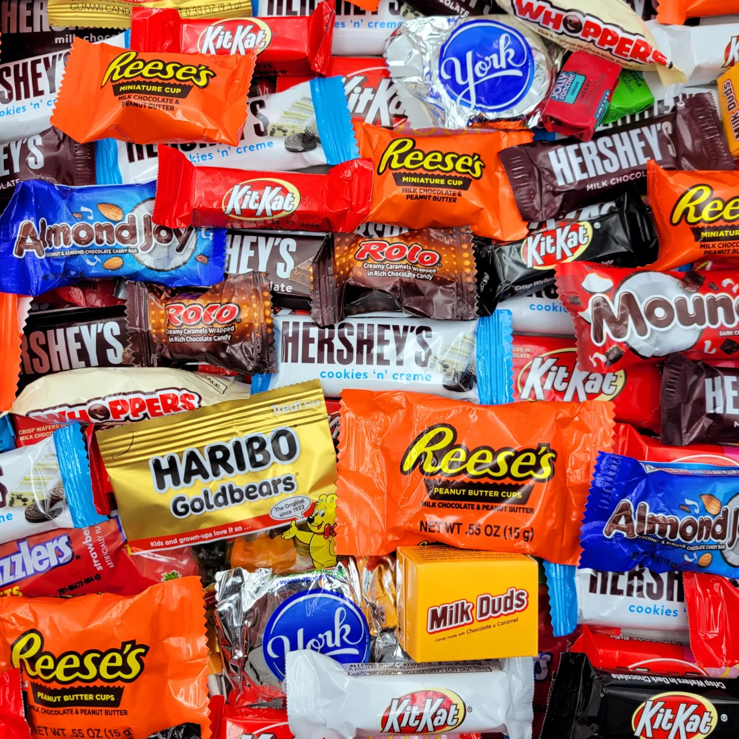 Assorted Chocolate Candy Variety Pack - 2lb Bulk Chocolate Candy Individually Wrapped - Chocolate Candy Assortment for Sharing and Parties - 2 Pound Bulk Candy Mix