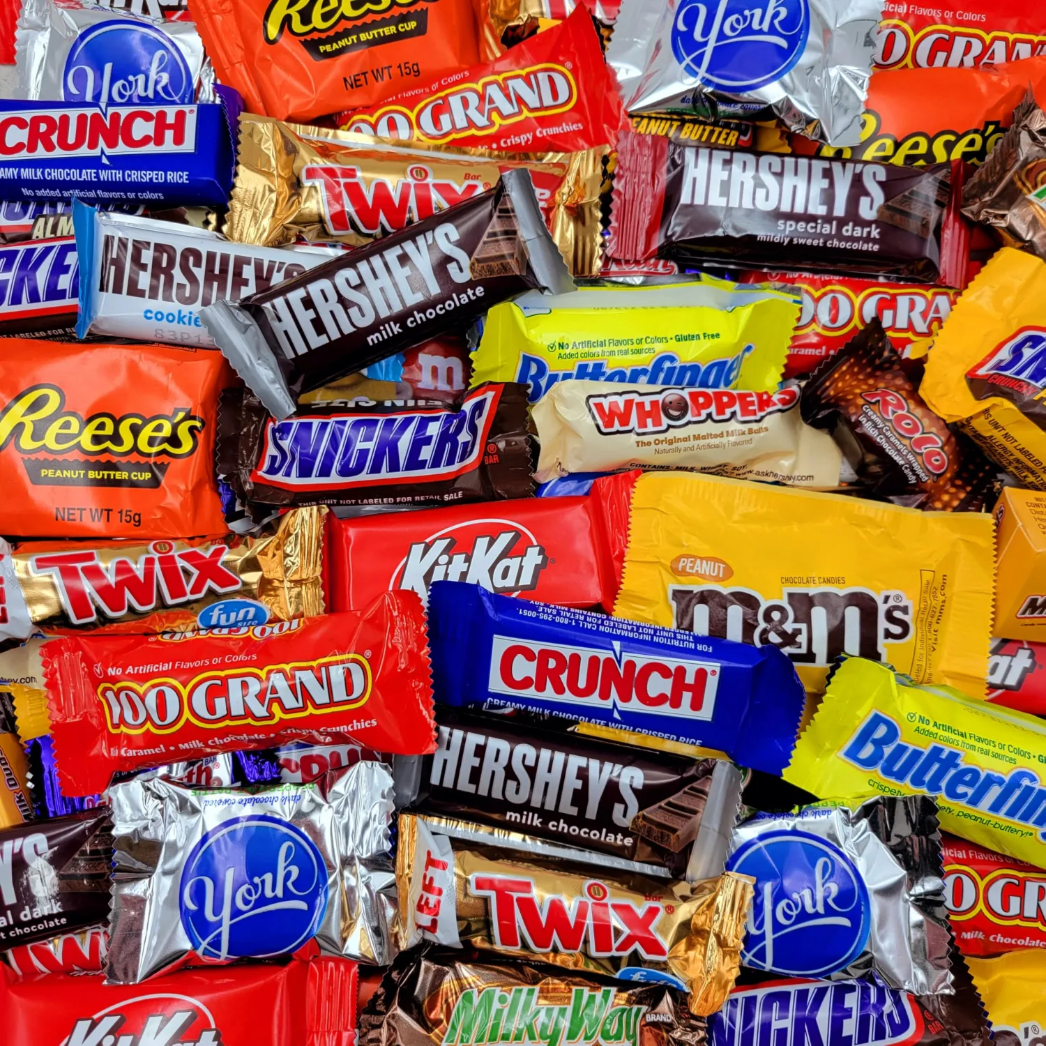Assorted Chocolate Candy Variety Pack - 2lb Chocolate Candy Individually Wrapped - Bulk Chocolate Assortment Great for Party Favors, Sharing and Snacking - Chocolate Candy Bulk Pack - 2 Pounds