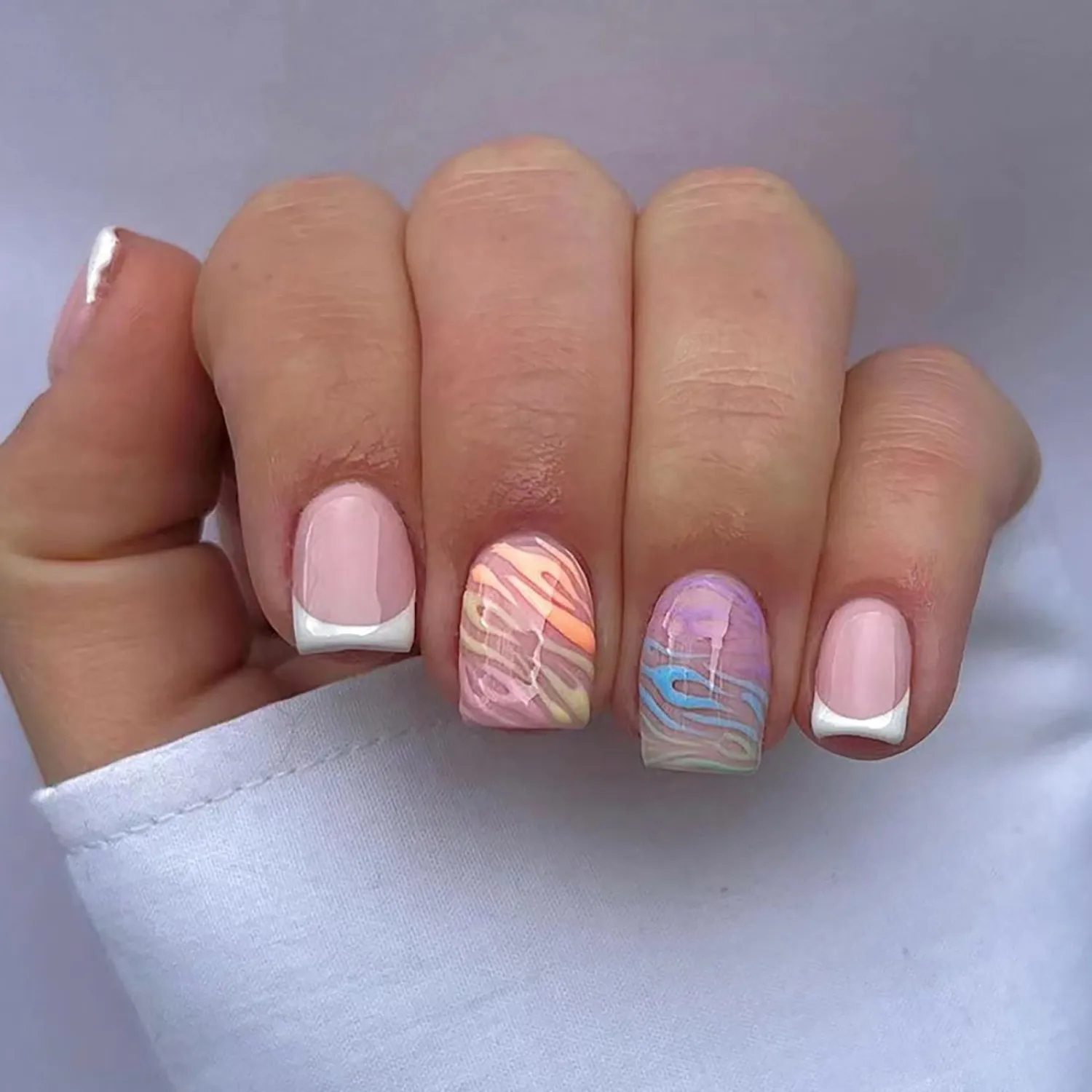 24 Pcs Press on Nails, Sunjasmine Fake Nails with Designs, Acrylic Nails False Nails with Nail Glue for Women (Short Pink French)