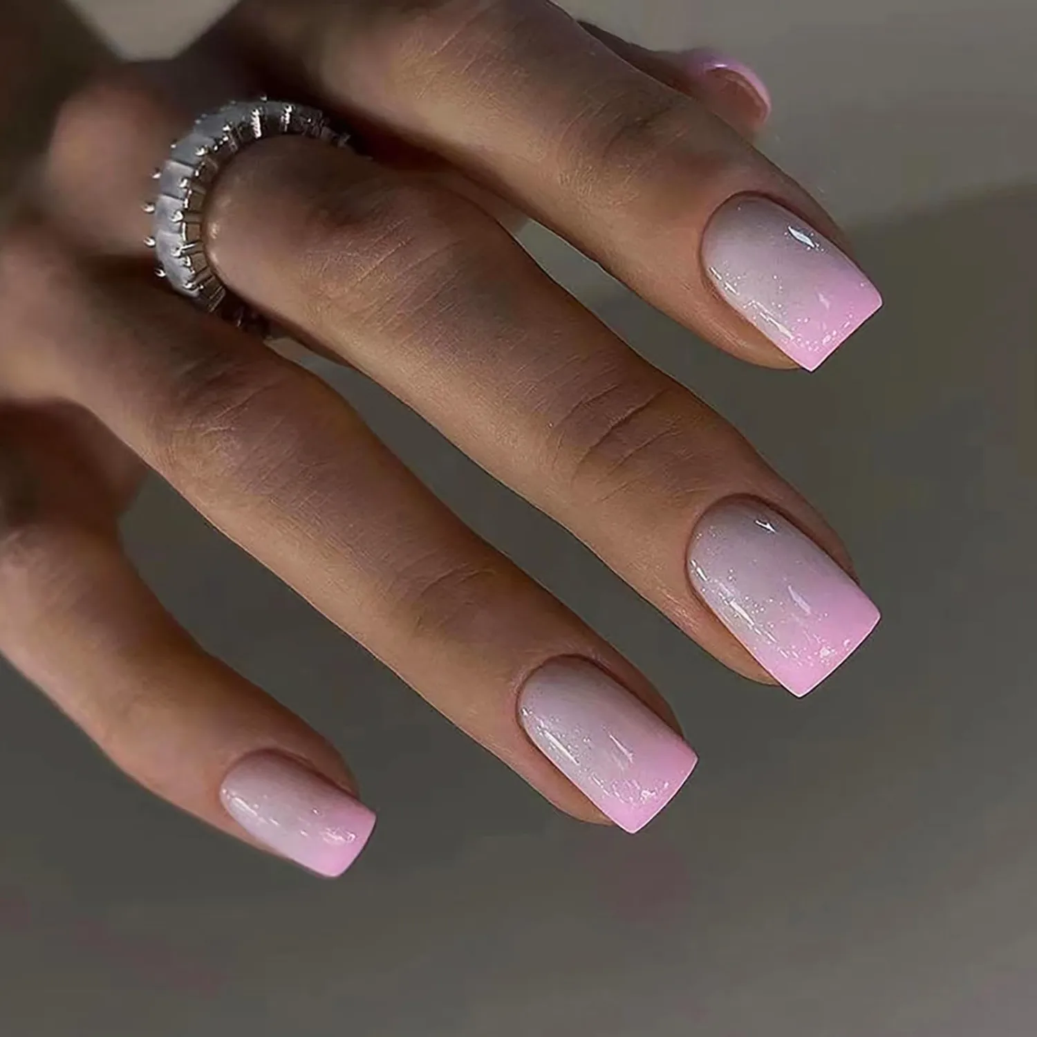 24 Pcs Press on Nails, Sunjasmine Fake Nails with Designs, Acrylic Nails False Nails with Nail Glue for Women (Short Red White Gradient)