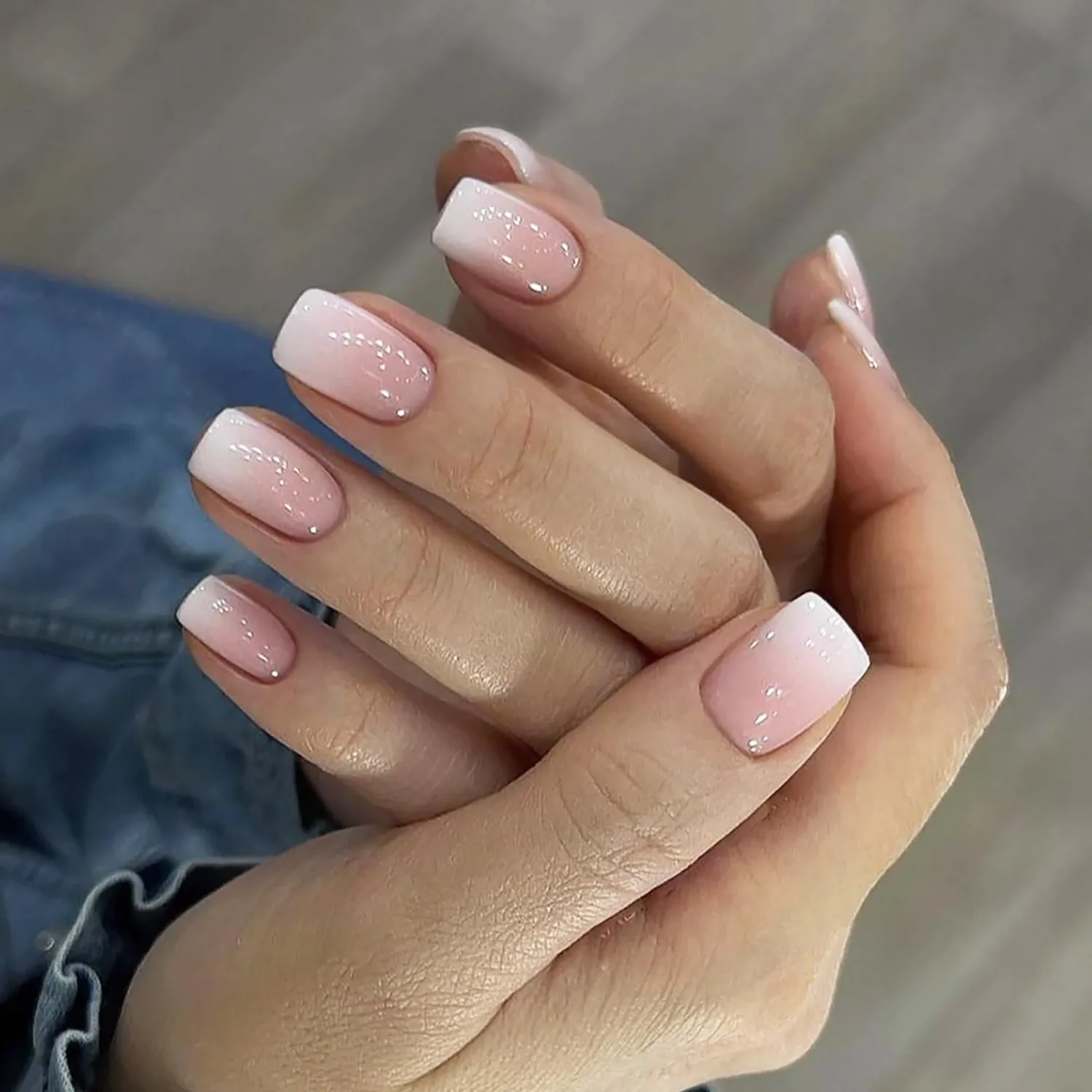 24 Pcs Press on Nails, Sunjasmine Fake Nails with Designs, Acrylic Nails False Nails with Nail Glue for Women (Pink White Gradient)