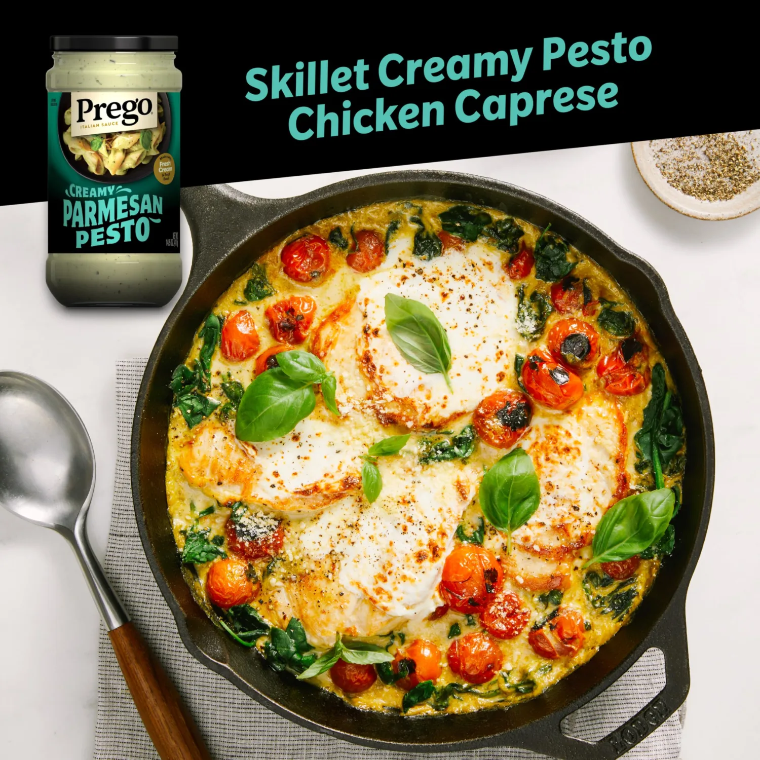 Prego Creamy Parmesan Pesto Pasta Sauce, 14.5 oz Jar