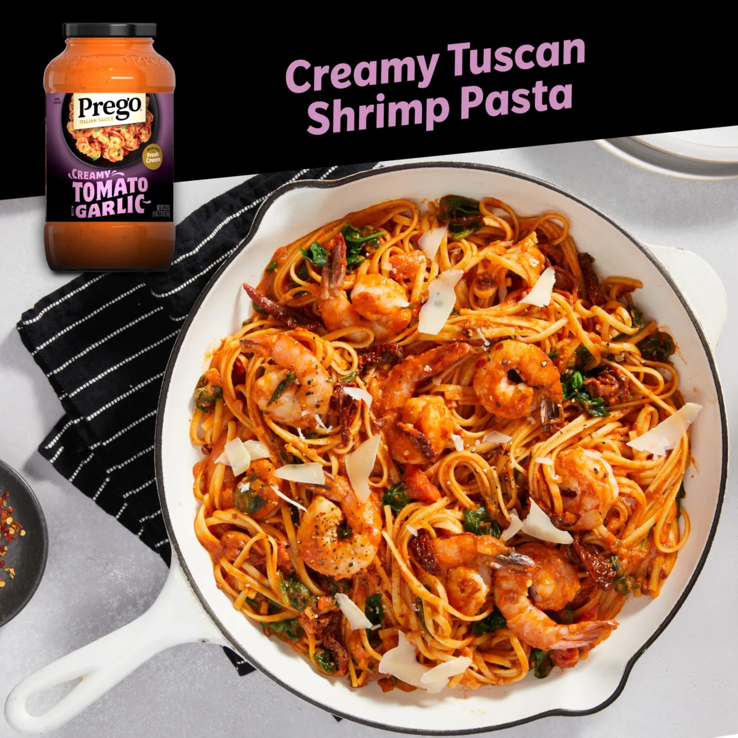 Prego Creamy Tomato Pasta Sauce With Garlic, 24 oz Jar