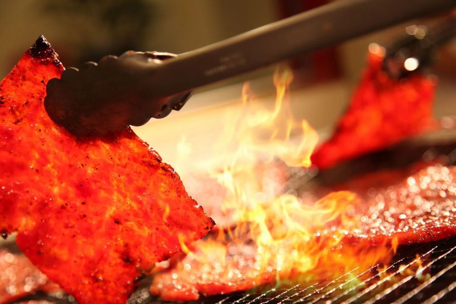 Singapore Street Food, Fire-Grilled Tender Pork Jerky (Original Flavor - Medallion Shaped 4oz) *Grilled Fresh to Your Order *Shipped the Same Day - L.A. Times "Handmade Gift" Winner