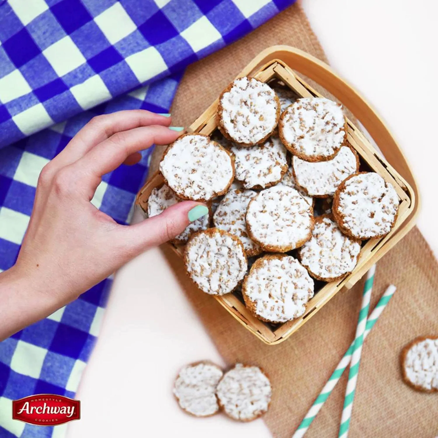 Archway Cookies, Crispy Iced Oatmeal Cookies, 12 Oz
