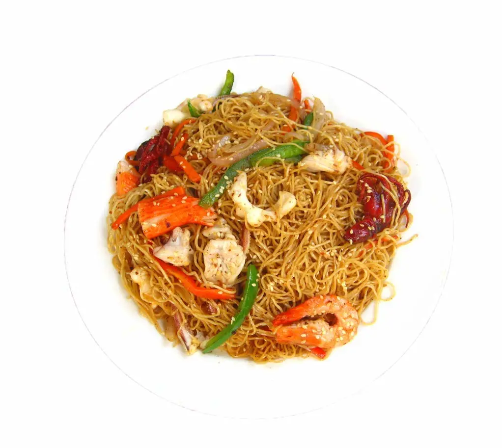 Indomie - Instant Noodles, Stir Fry Ramen, Halal Certified, Spicy Flavor, (Pack of 5)