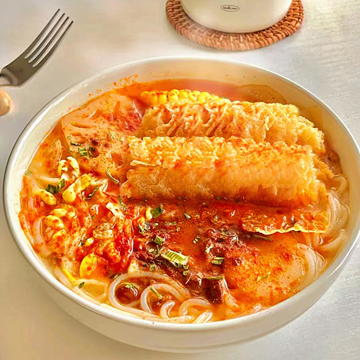 Bean Curd Bean Skin Rolls - Tofu Skin Shredded Tofu Dried Tofu Skin Tofu Puffs 90 G 3.1 Oz Asian Tofu Snack Golden Bean Curd Rolls for Dishes Hot Pots Stir-Fries Noodles 响铃卷 炸豆皮卷