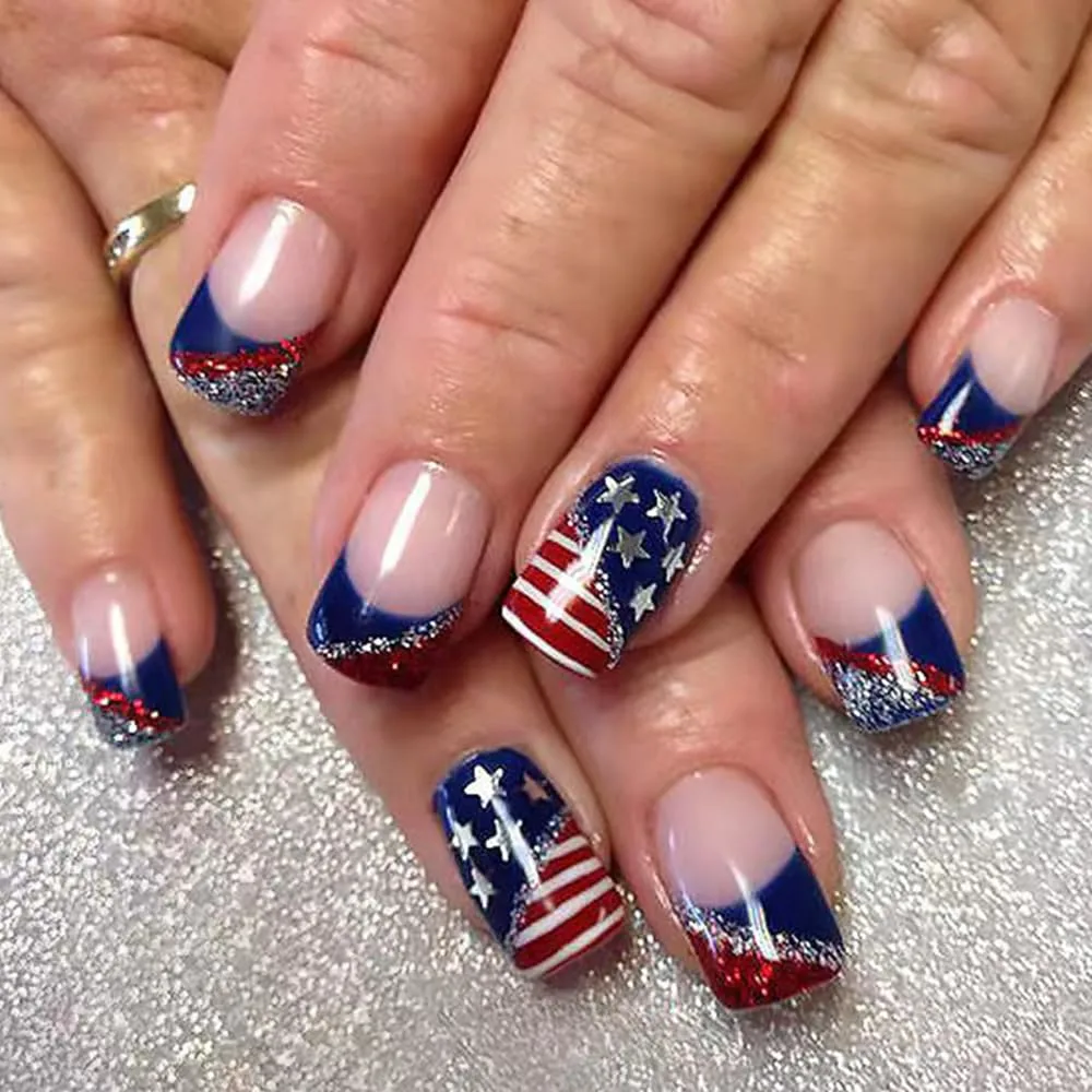 24Pcs 4th of July Press on Nails Short Square French Tip Fake Nails Independence False Nails with American Flag Star Glitter Design Acrylic Stick on Nails Glossy Glue on Nails DIY for Women Decoration