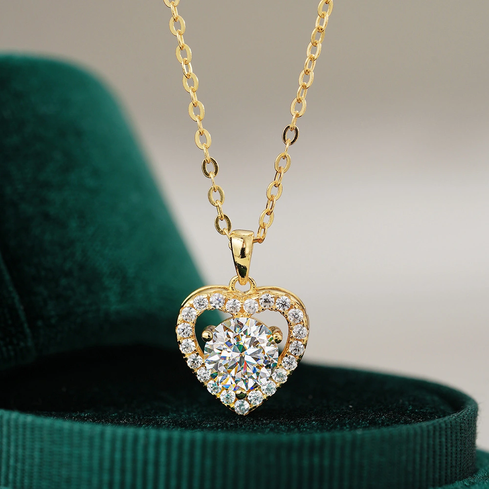 Heart Clavicle Chain Pendant Moissanite Ladies