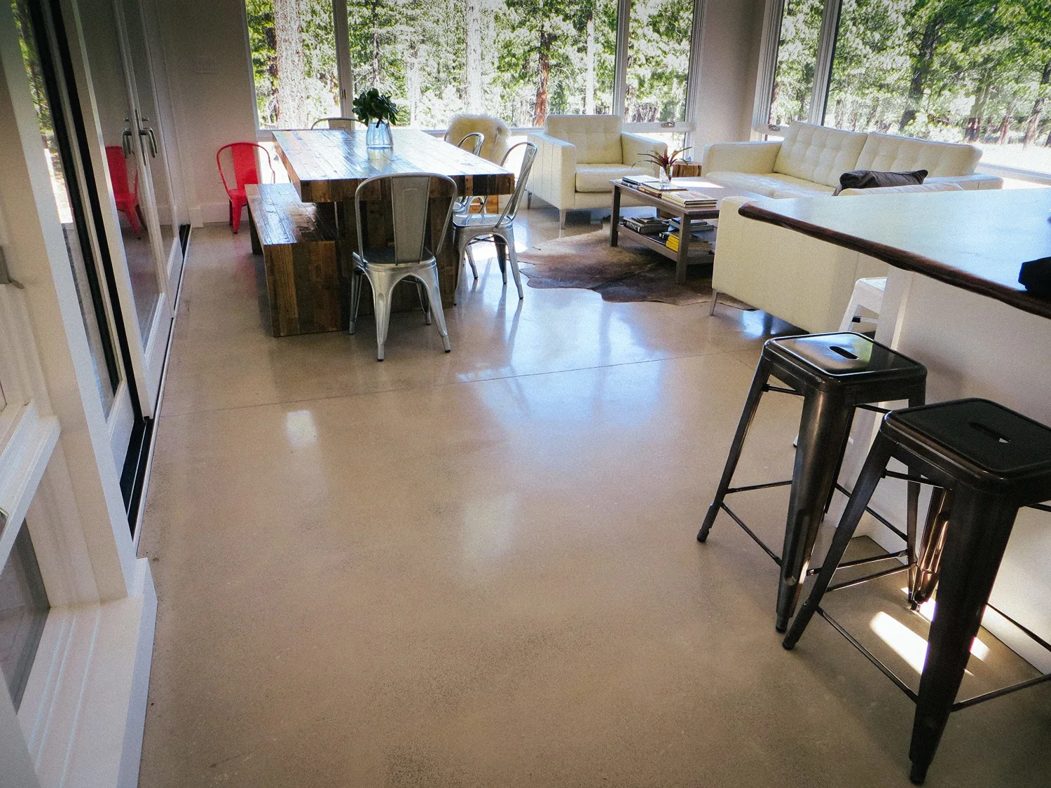 Prosoco DailyKlean | Economical daily maintenance cleaner for concrete floors - Trusted by Professionals (1-Gallon)