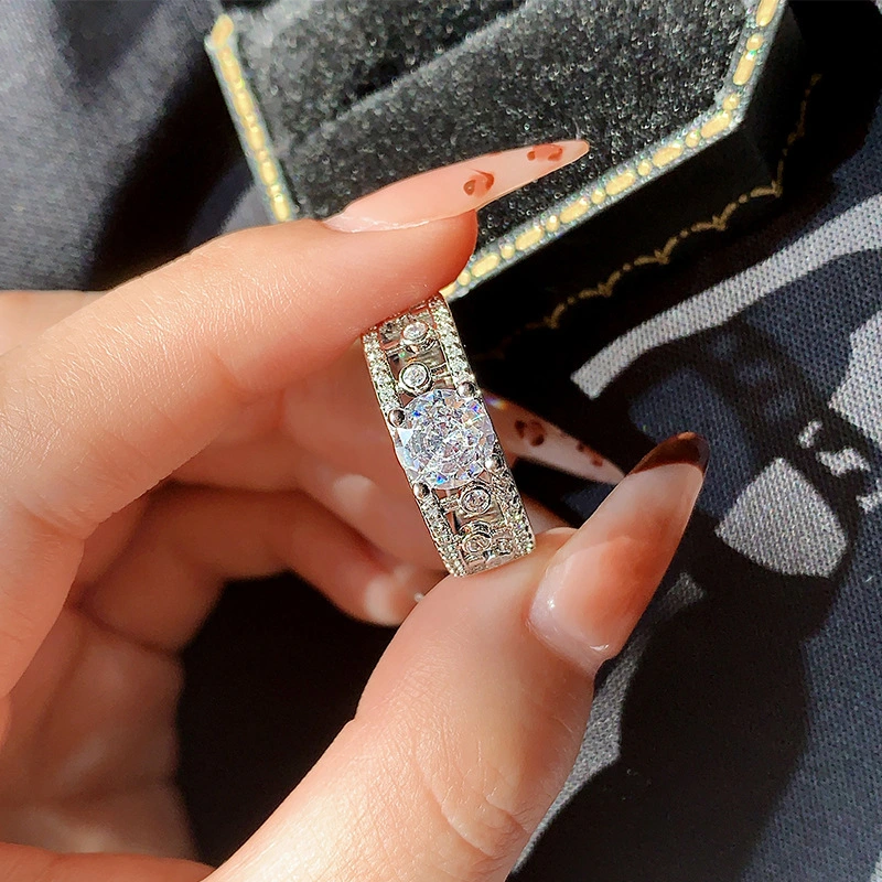 Dewdrop Hollow-out Anti-moissanite Ring High-grade Special Interest Light Luxury